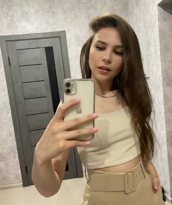 🌟 Я живу в Москве и готова доставить тебе настоящее блаженство. 💋 Со мной ты откроешь новый мир страсти и наслаждения. 💥 Мои услуги включают все, что ты мог себе представить и даже больше. 💦 Обладая богатым опытом, я знаю, как удовлетворить твои самые горячие желания. Будь уверен, мои фото 100% реальны и мои отзывы говорят сами за себя. 🌹 Расслабься и доверься мне, чтобы создать незабываемые моменты удовольствия и релаксации. 👠️ Жду тебя, чтобы погрузиться в мир наслаждения вместе! 🌹💋 Раиса